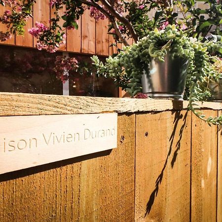 Vivien Durand - Boutique Aparthotel Au Coeur De Bordéus Exterior foto