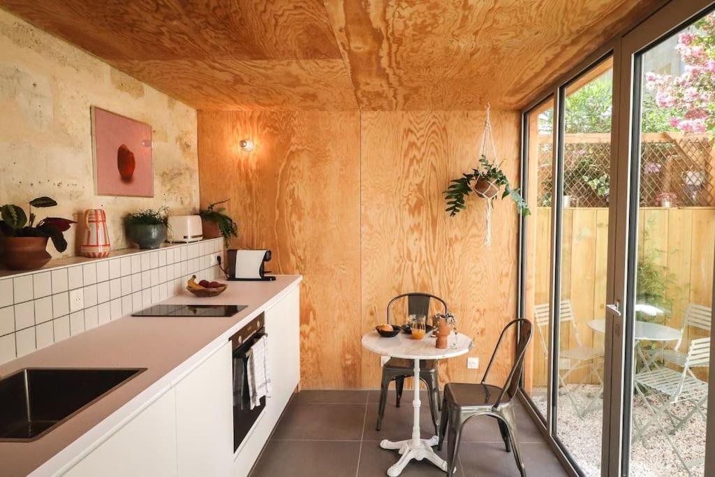 Vivien Durand - Boutique Aparthotel Au Coeur De Bordéus Exterior foto